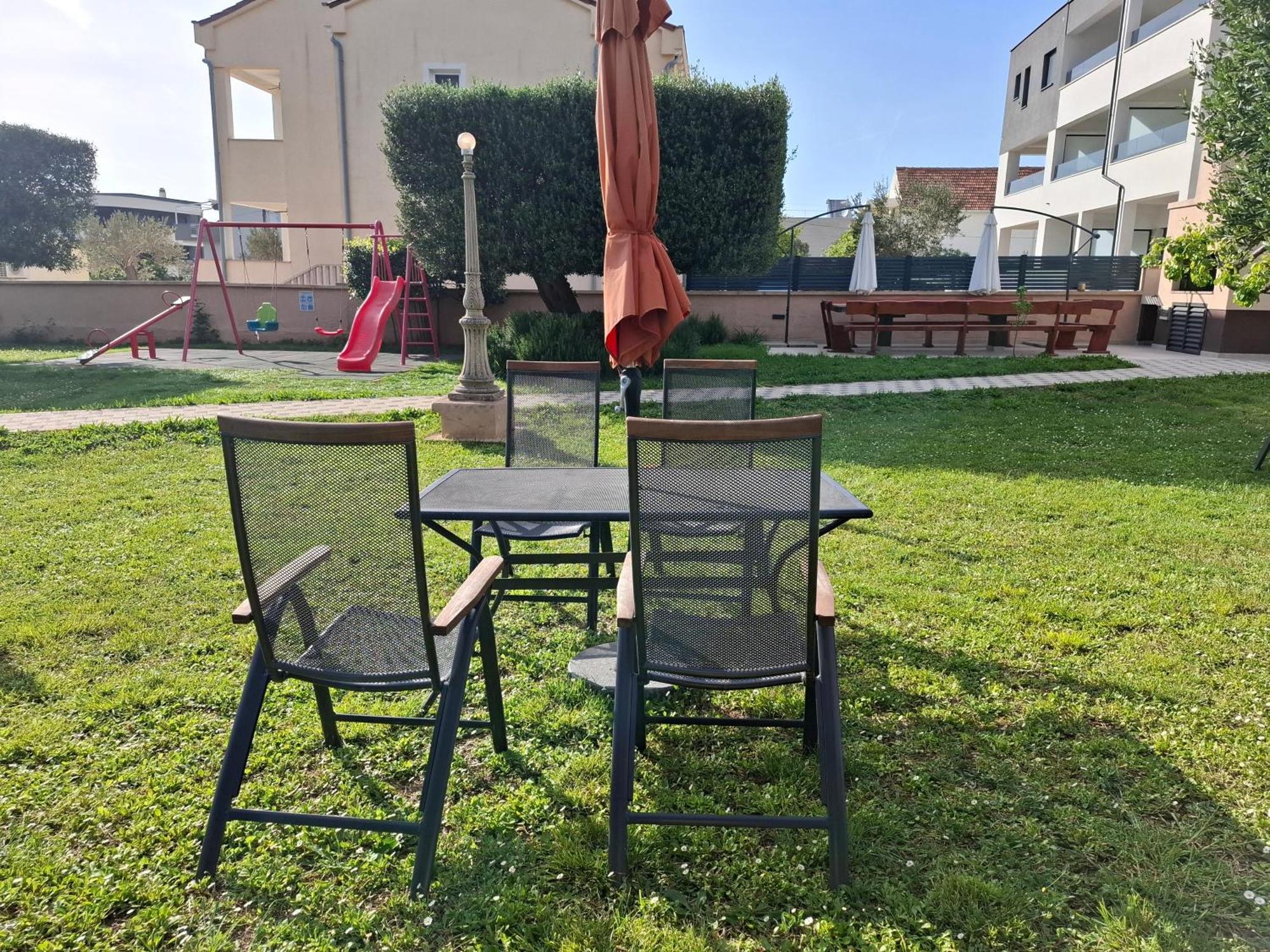 Apartments Becky On A Sandy Beach Without Crowd Sukošan Exterior foto
